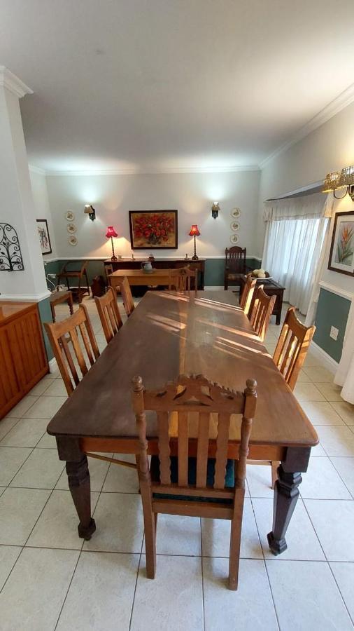 שלושלואי The Lake House מראה חיצוני תמונה